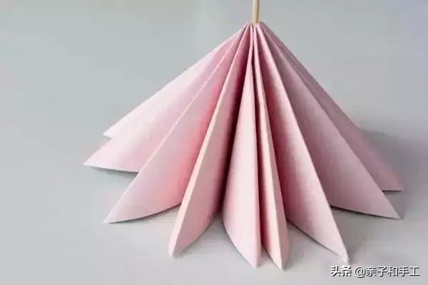 创意手工折纸挂起来装饰,手工折纸创意垃圾桶照片