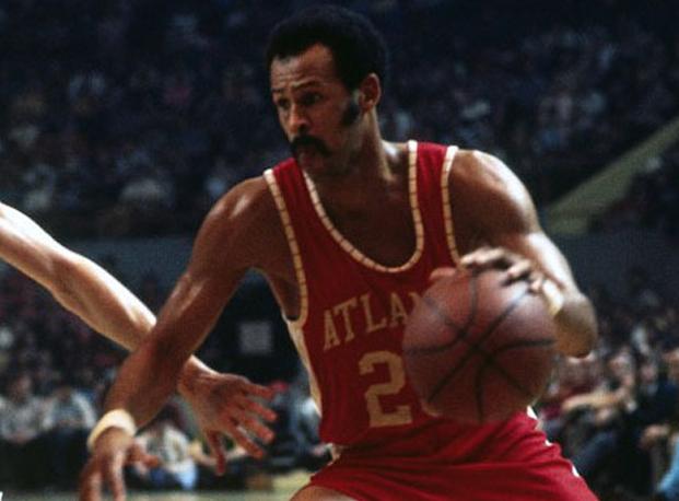 16个总冠军2位历史级别！现役三人入选细数23号球衣10大最佳球员