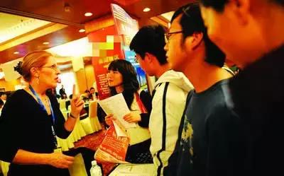 留学找机构到底有没有必要,留学找国内中介还是国外中介