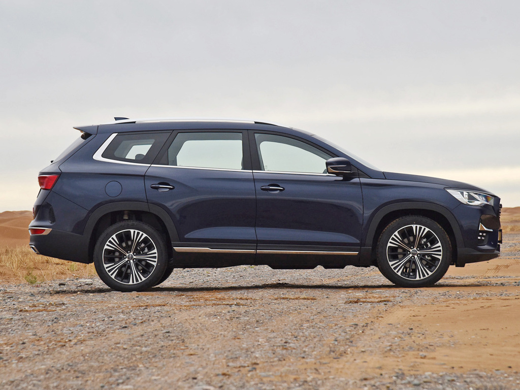 老大哥奇瑞的嫡系，新款捷途X90居然变这样了，好似精装修