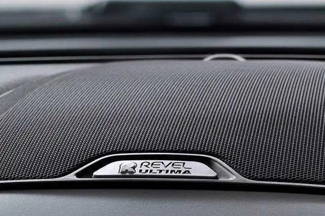 汽车公认十大顶级音响柏林之声,顶级汽车音响柏林之声39个喇叭