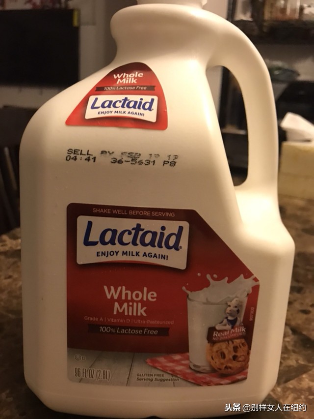 中国人在澳洲抢奶粉被打,中国人在澳大利亚疯抢奶粉