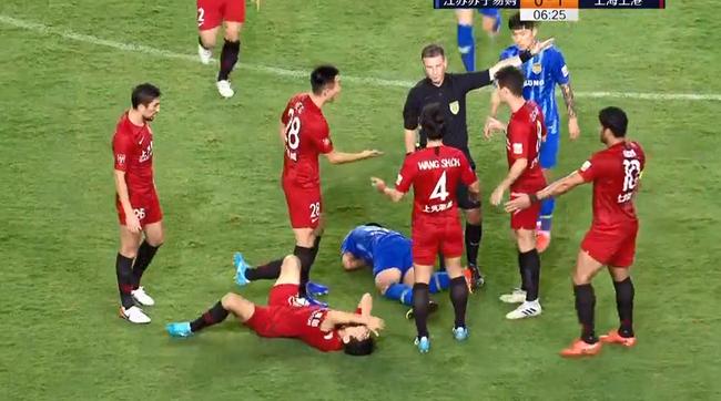 叶重秋最后一场比赛,叶重秋防守中场