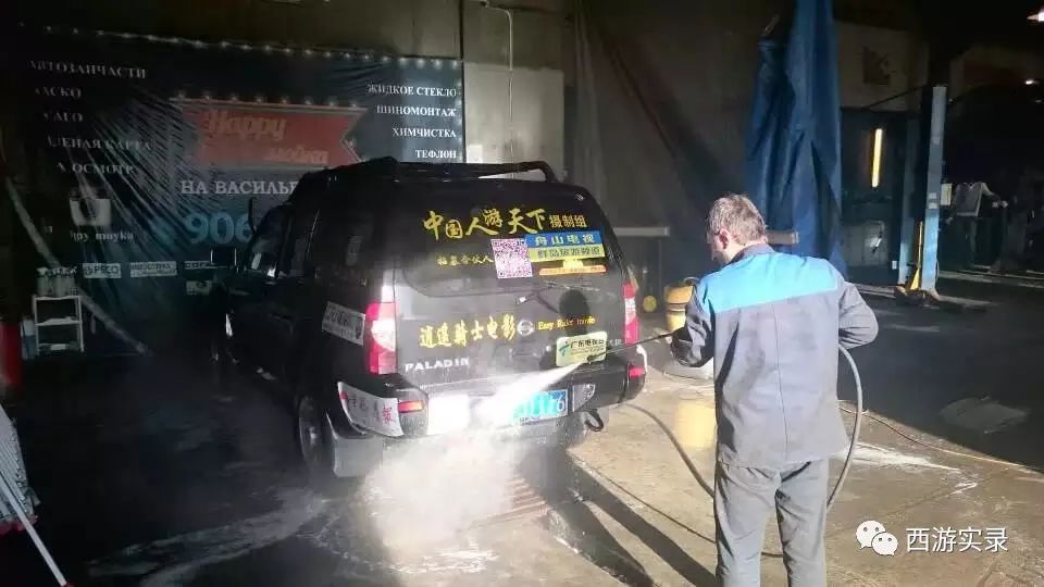 俄罗斯的宝马多少块钱,俄罗斯路虎落地价