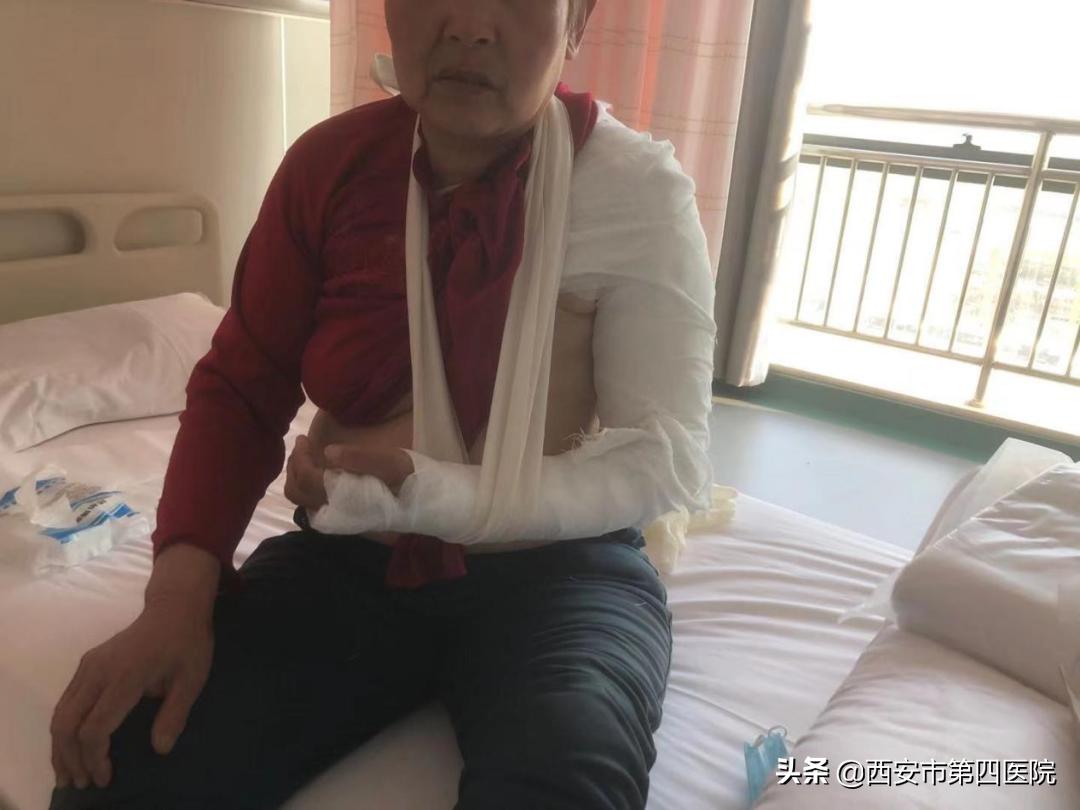 骨科急危重病人抢救应急预案演练,新中心医院骨科