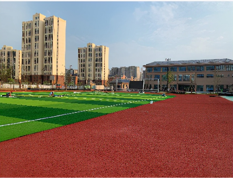 学校操场足球场,学校操场塑胶跑道制作