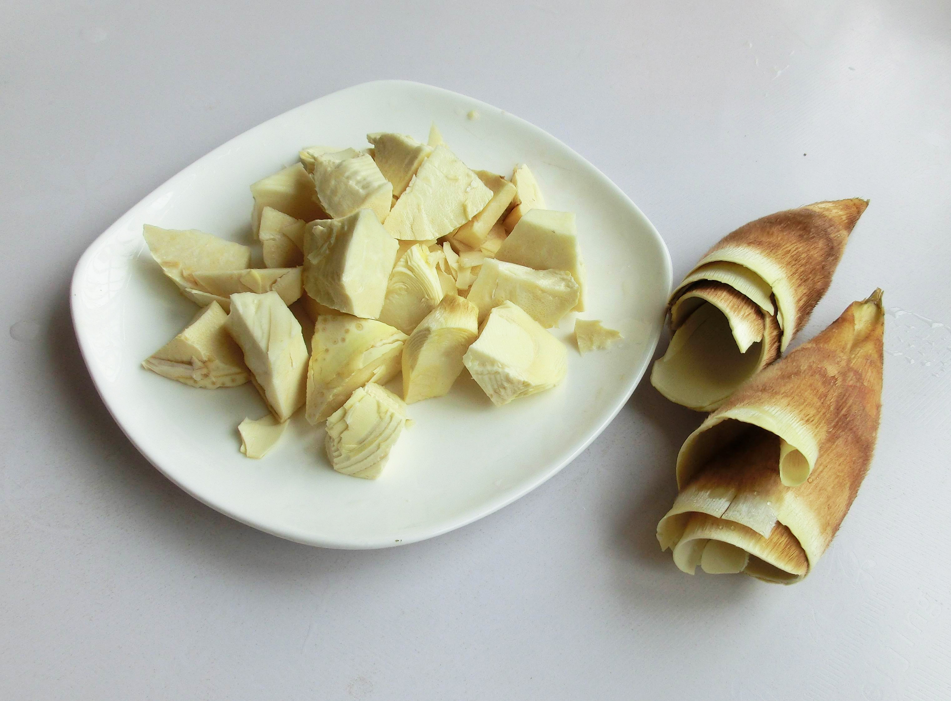 冬笋红烧肉冬笋什么时候下锅,冬笋红烧肉的家常做法窍门视频