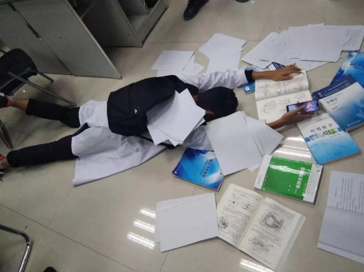 2021医学院“新四大天王”,北大医学部屈居第二,榜首高分领跑