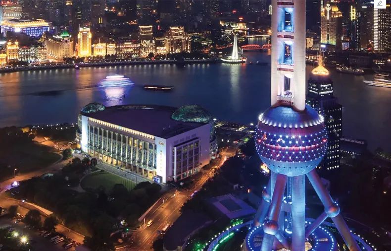 快来！今年在东方明珠塔、国际会议中心、市中心大饭店过年啦