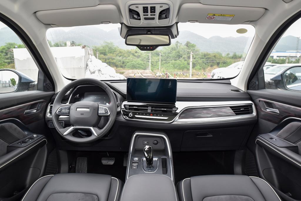 哈弗h6国潮版前脸进气格栅,哈弗h6前脸蜂窝状是哪个版本