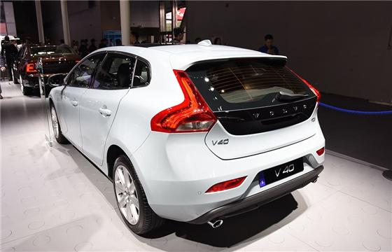 沃尔沃两厢车最新款,沃尔沃两厢最便宜的一款车