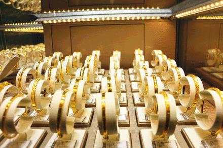 六福珠宝中央大街旗舰店,六福珠宝精品专卖店