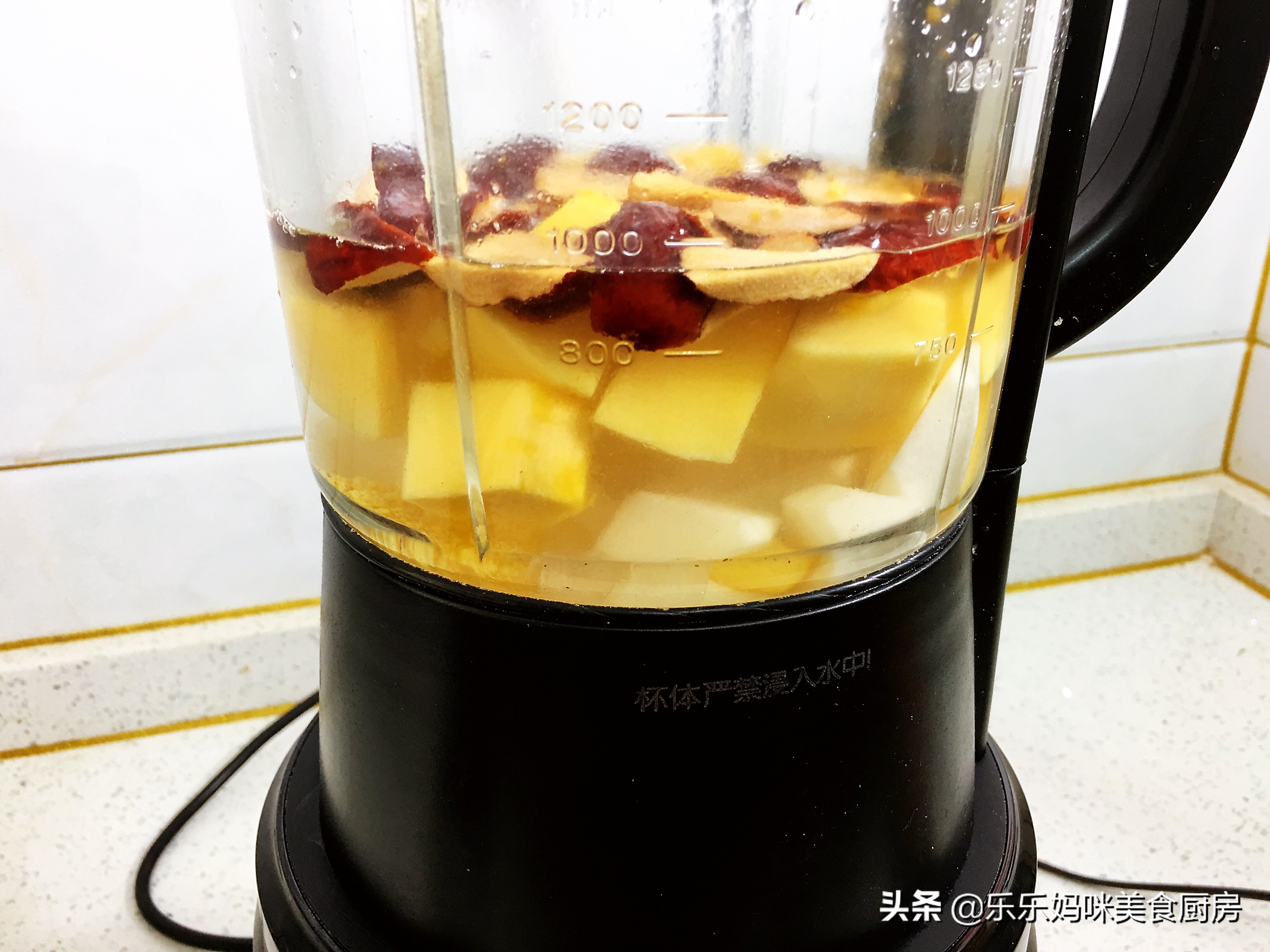 早上喝什么米糊养胃,喝米糊和豆浆好处是什么