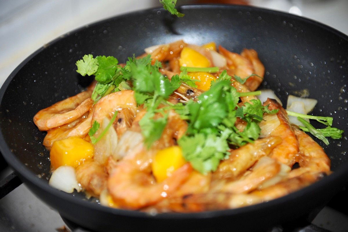 芒果柠檬虾的做法,芒果大虾的做法