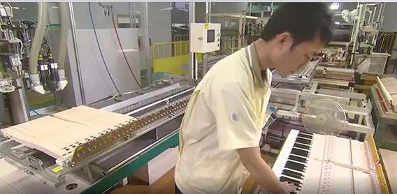 雅马哈钢琴b121官网价,雅马哈钢琴102全新