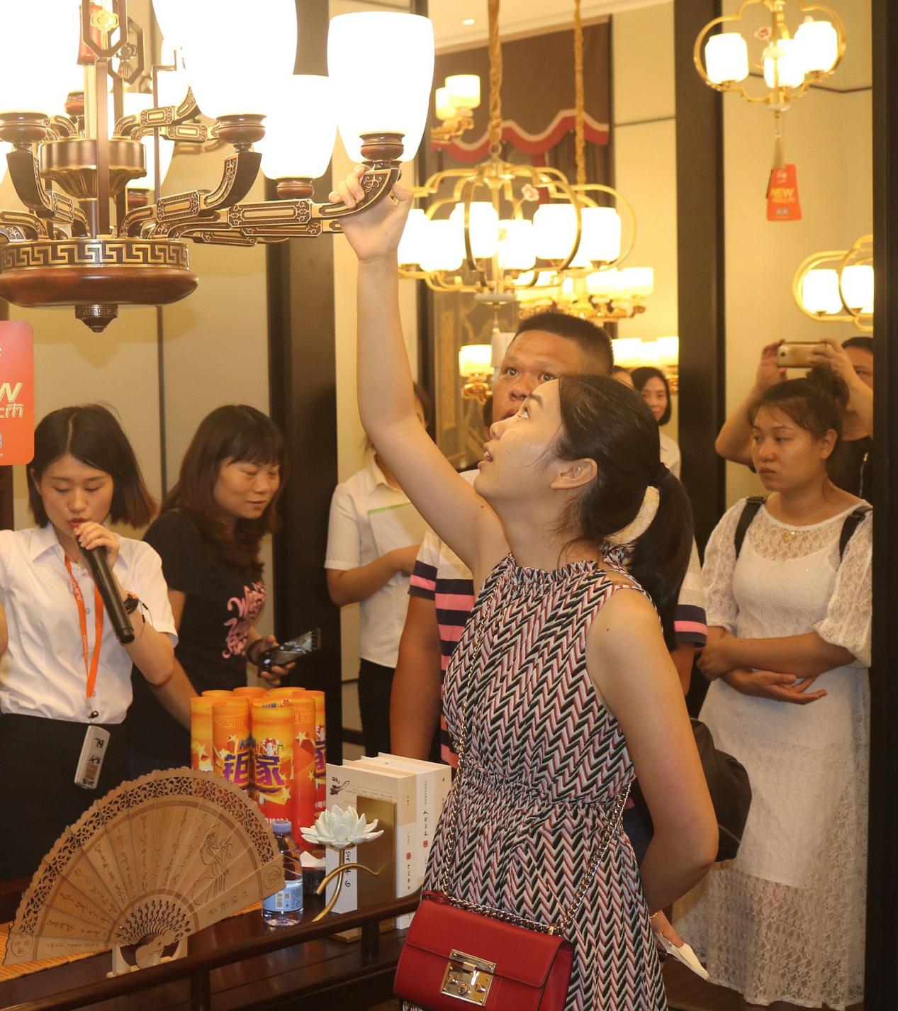 巨豪灯饰的发展现状,钜豪照明怎么样