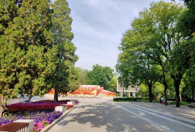 北京的坛庙文化——皇地祗神的祭坛和史铁生《我与地坛》