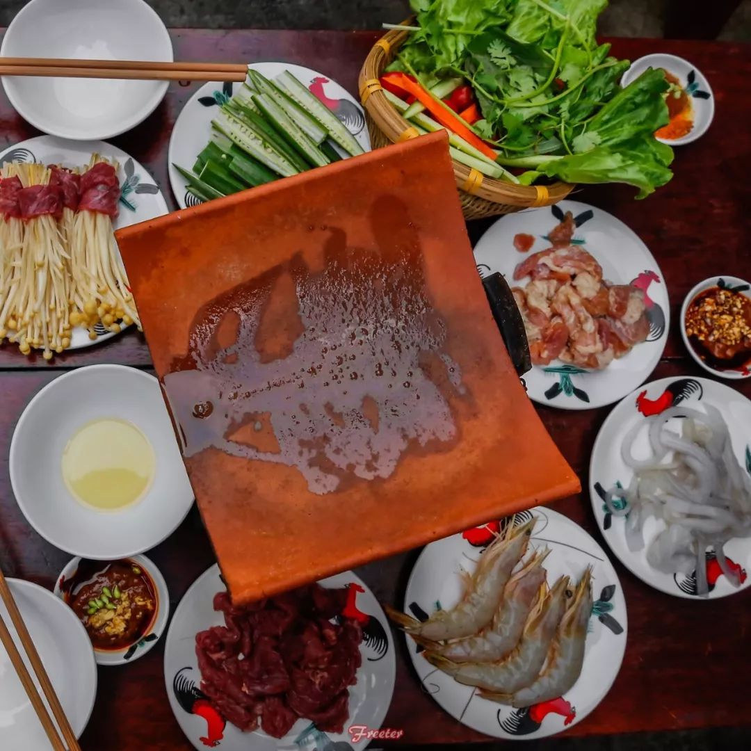 瓦片烤肉是哪里的,正宗瓦片烤肉