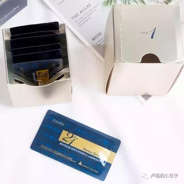 短期旅行必备化妆包是什么,出门手提袋便携女时尚化妆包