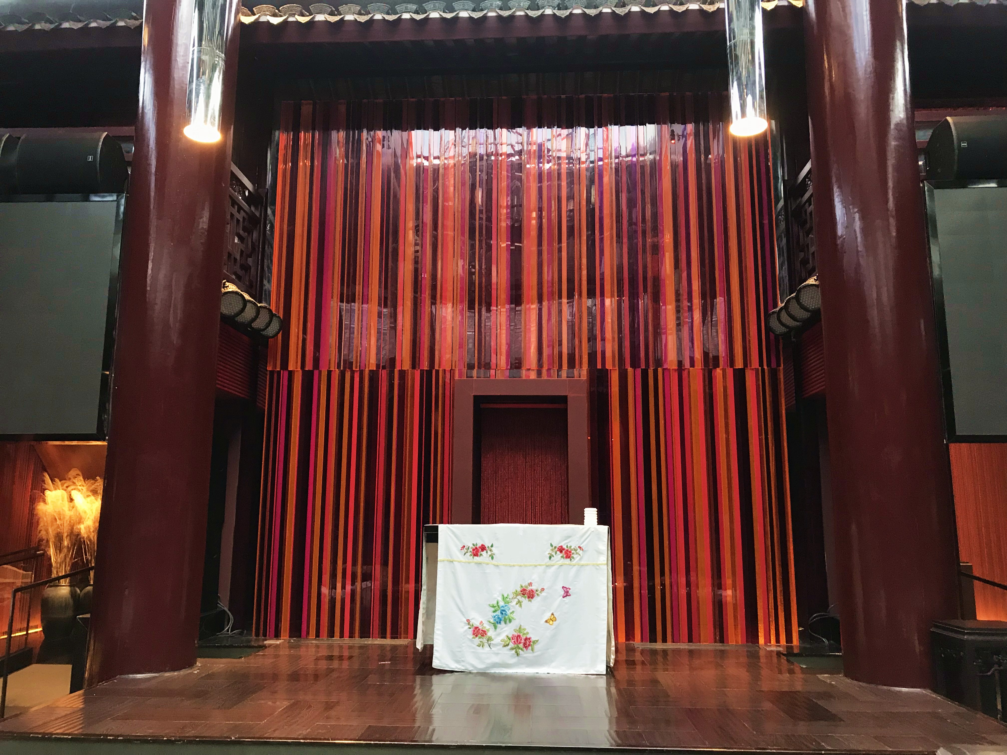 宁波最“古老”的酒吧，由百年古庙改建，全国少有