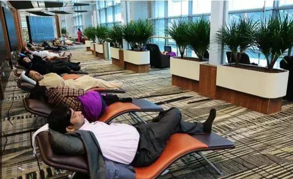 有床有电影院，还能做SPA！这7个机场谁睡谁爽