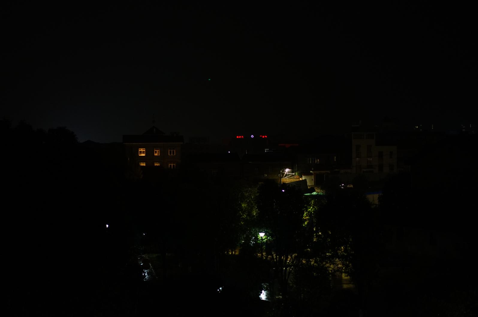 最纯粹的战术手电筒体验如何？傲雷WARRIOR武士X3首发上手