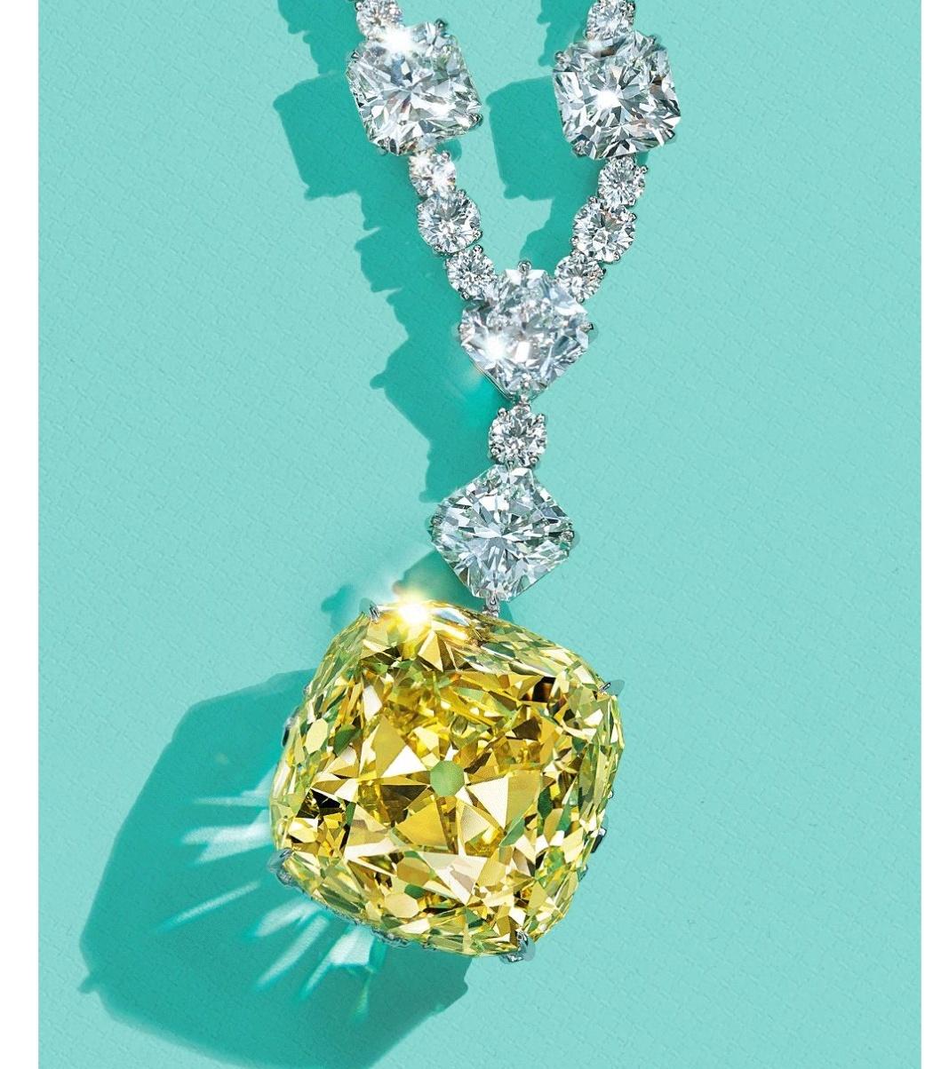 首饰里的18k和玫瑰金哪个材质好,为什么饰品都用18k金