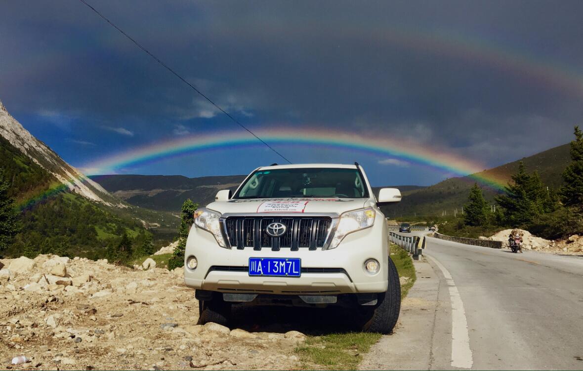 普拉多选汽油版还是柴油版,中东版普拉多和中规版的差别