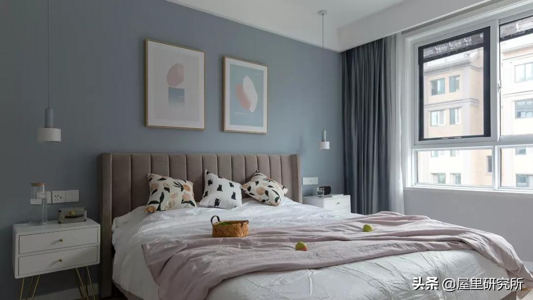 当90后女生遇到一个00后男生,当90后女孩遇到00后