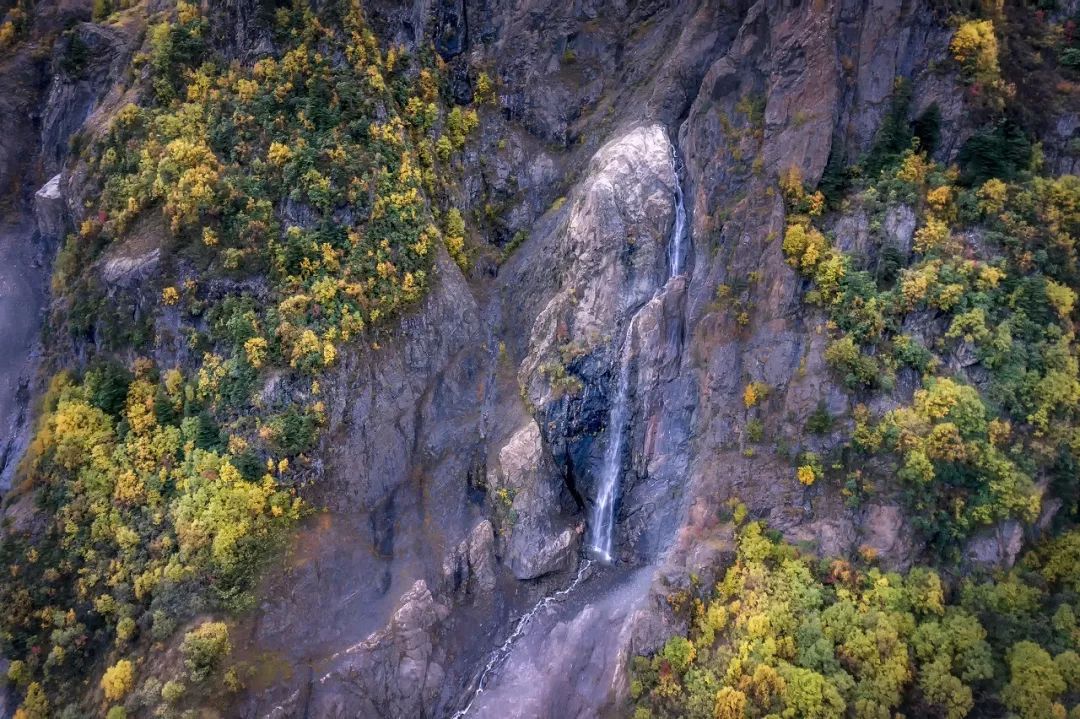 国内100条徒步路线,一生必去的10条徒步线