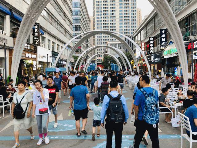 奥城夜市在哪里,奥城夜市美食攻略