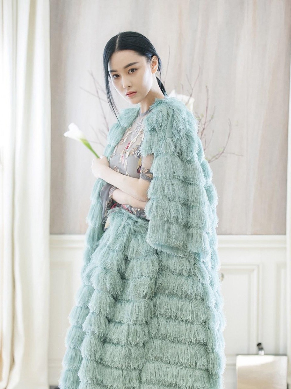 杨幂光头图片,杨幂范冰冰比美