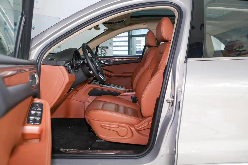 众泰sr9测评,众泰sr9测评油耗