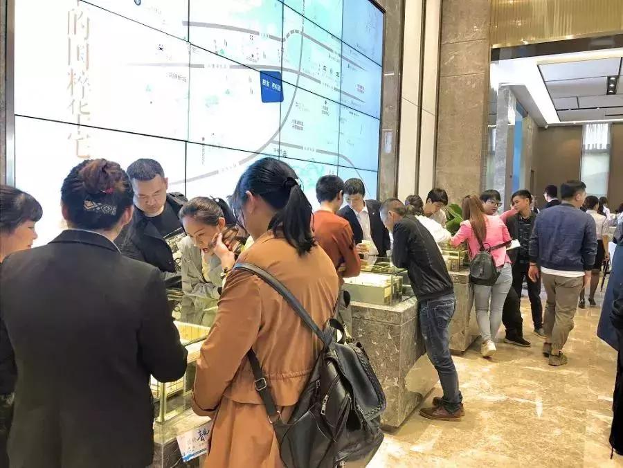 号外！5788元/㎡起，击穿八里湖底线！这批“神户型”,要火了