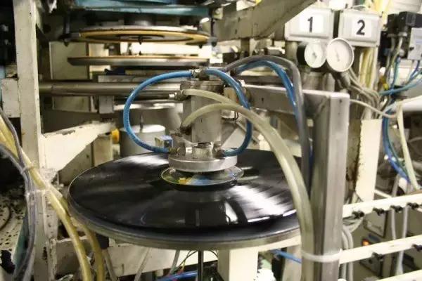 唱片黑胶怎么做,怎么做黑胶唱片效果