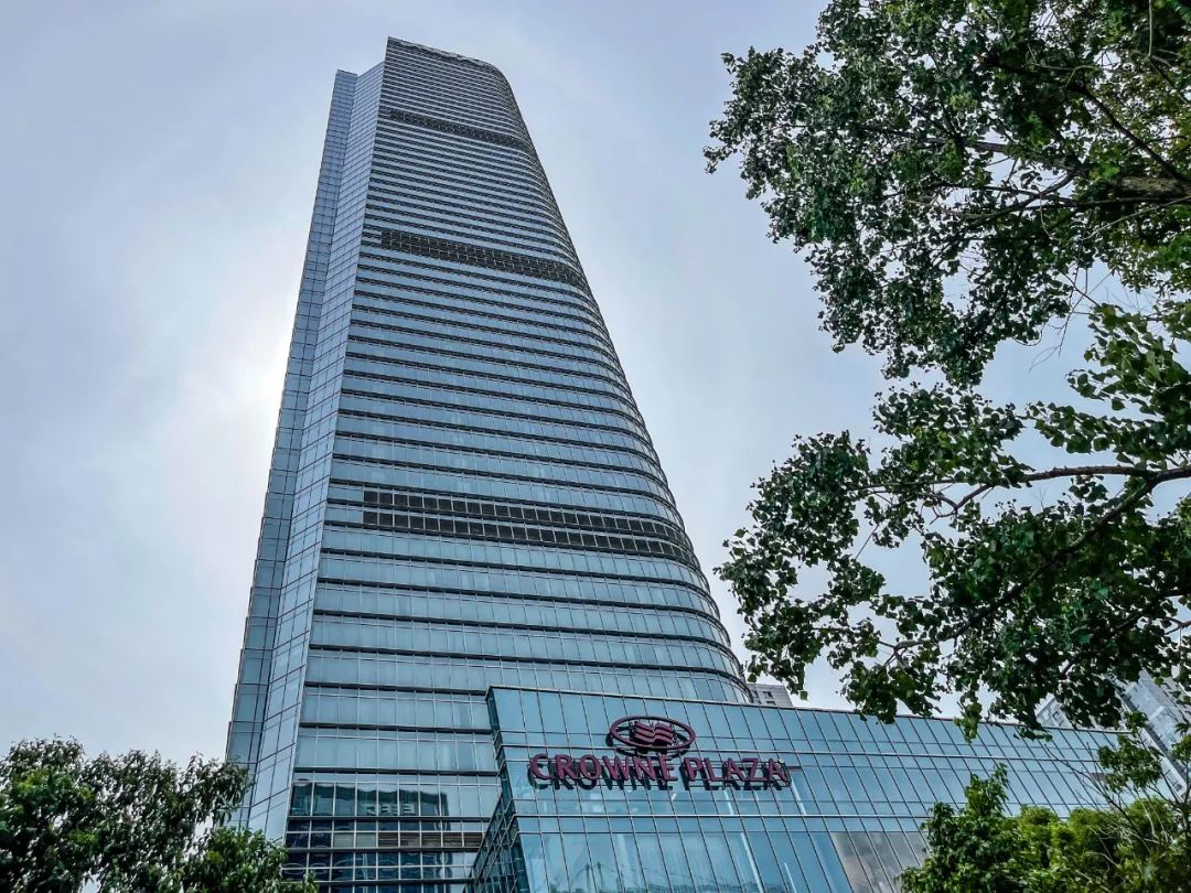 杭州奥克斯皇冠假日酒店婚礼,杭州奥克斯中心皇冠假日酒店介绍