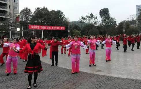 甘肃姑娘都这么漂亮的么,甘肃哪里的姑娘最好