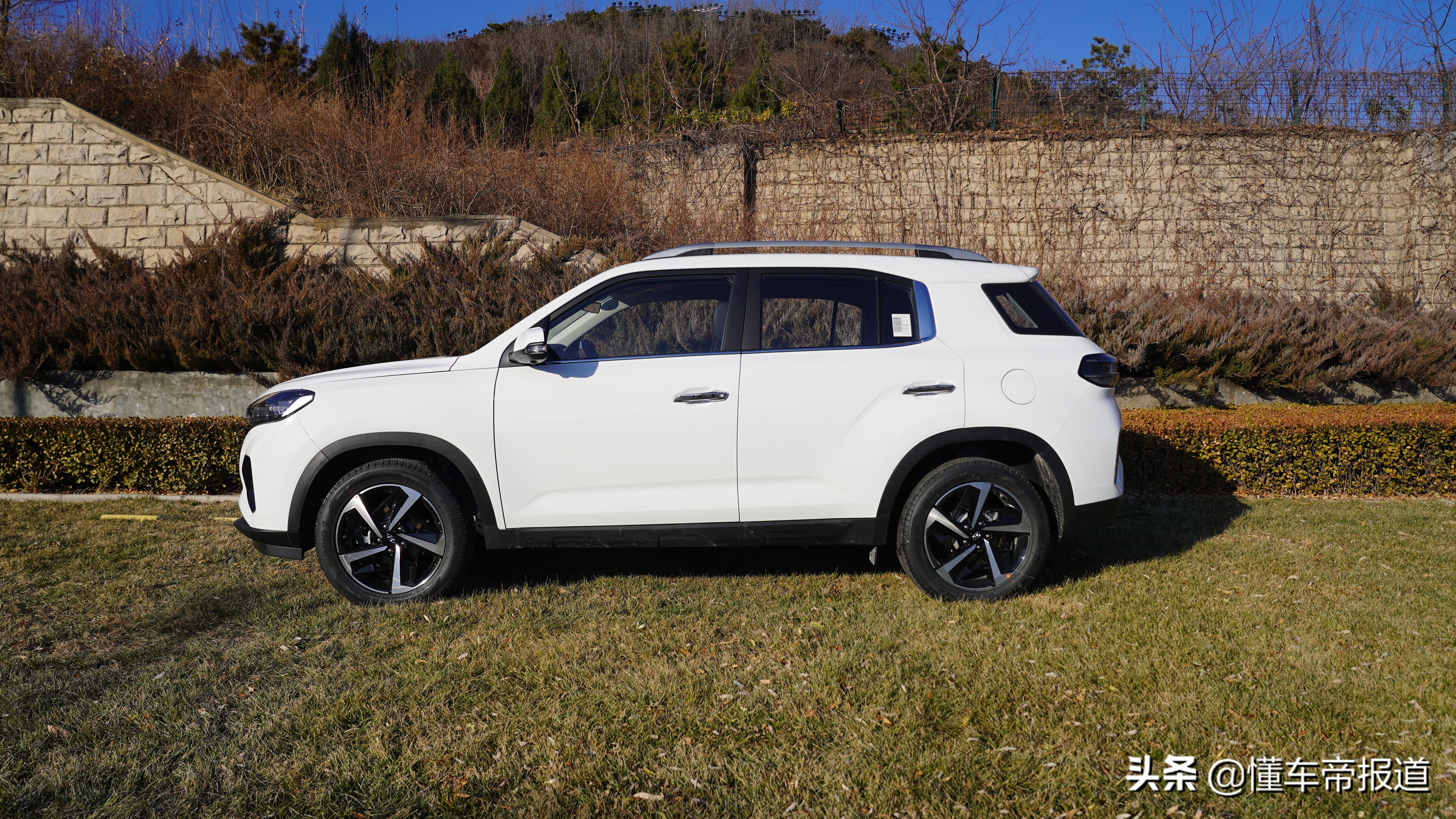 新款现代ix352.0测评,2021款2.0l自动领先版现代ix35