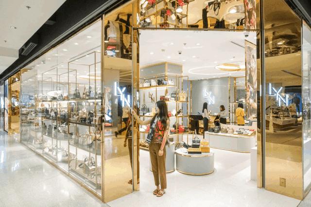 centralworld鍊煎緱涔扮殑涓滆タ,涓栫晫鍟嗗簵璐墿鎸囧崡