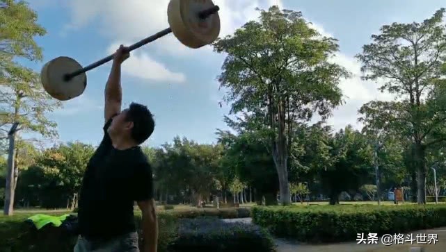 太极雷雷比赛视频,太极大师雷雷比赛视频完整版