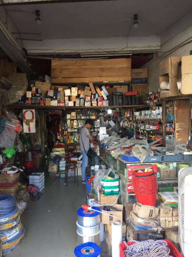 电商替代实体五金店,在电商冲击之下实体店应如何应对