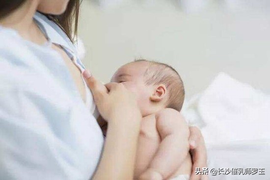 婴儿吃母乳过敏是什么原因,母乳过敏的宝宝该咋办