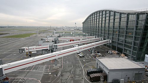 机场旅游购物攻略,新年机场旅游攻略