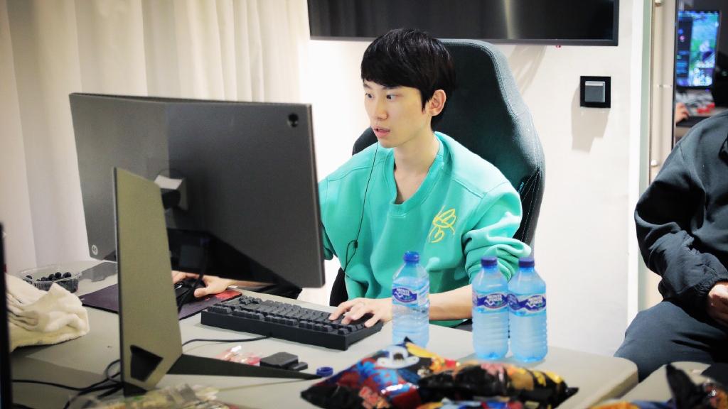 双12机械键盘推荐 (双12键盘哪个牌子好)