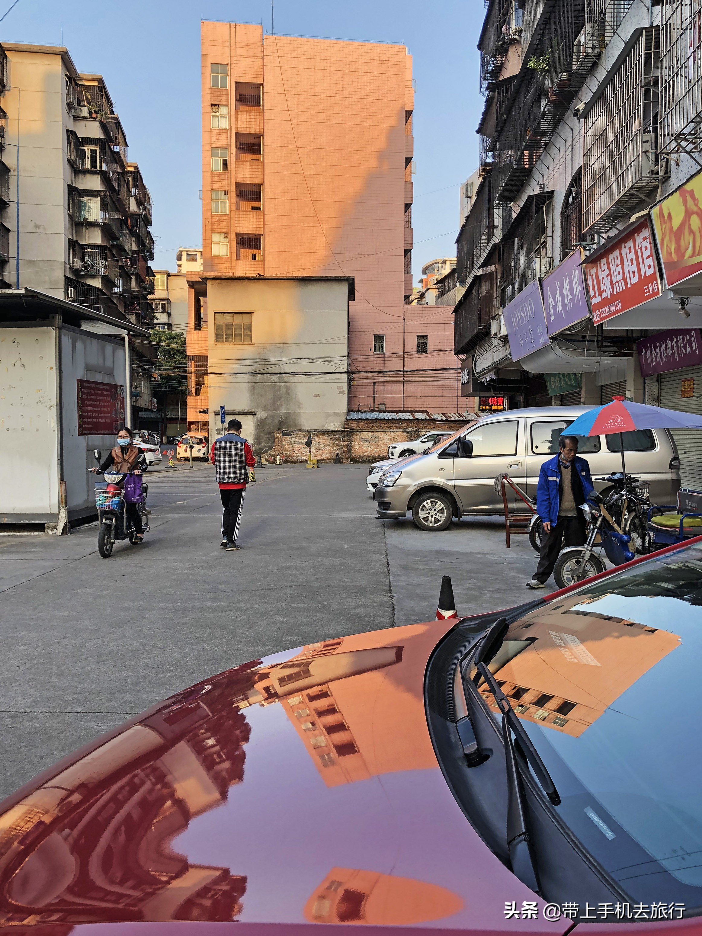 手机拍摄照片如何镜面反射,手机拍照怎样调节镜面反射