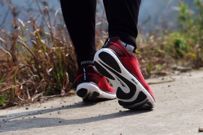 altraparadigm6,altraescalanteracer跑鞋评测