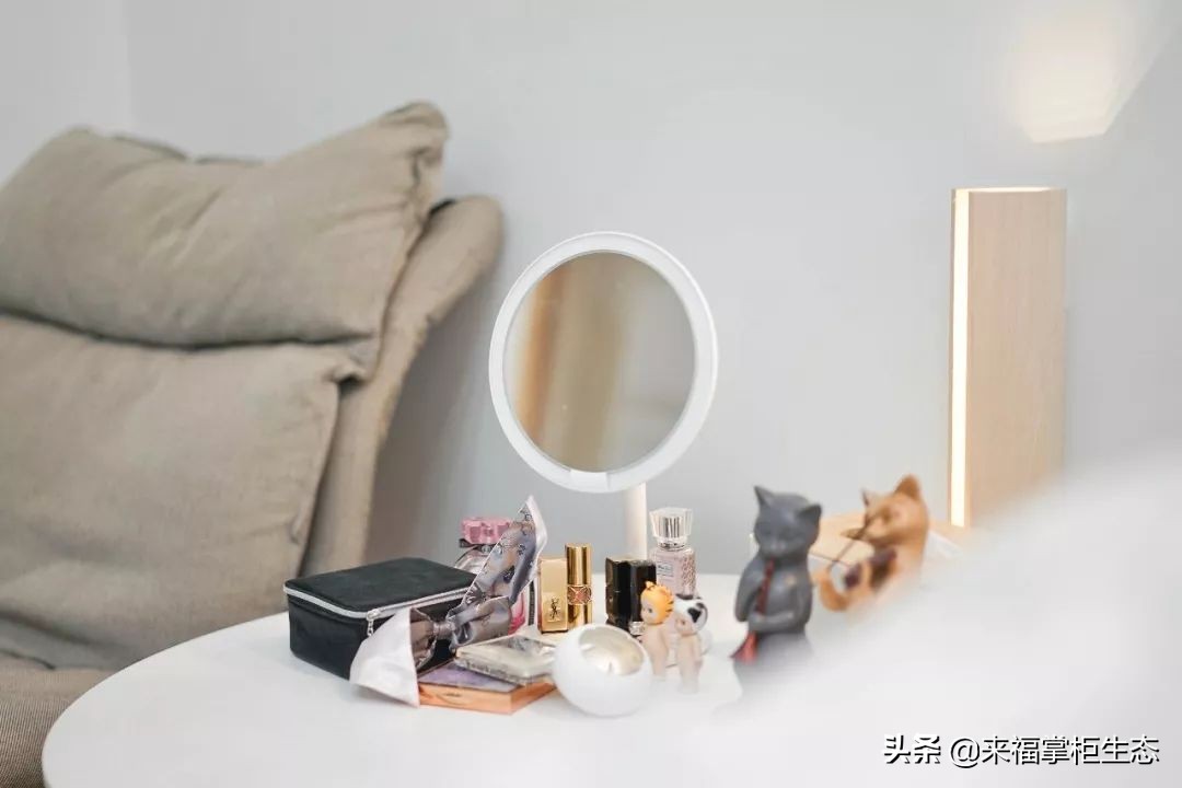 月黑风高倾国倾城,月黑风高日光明媚