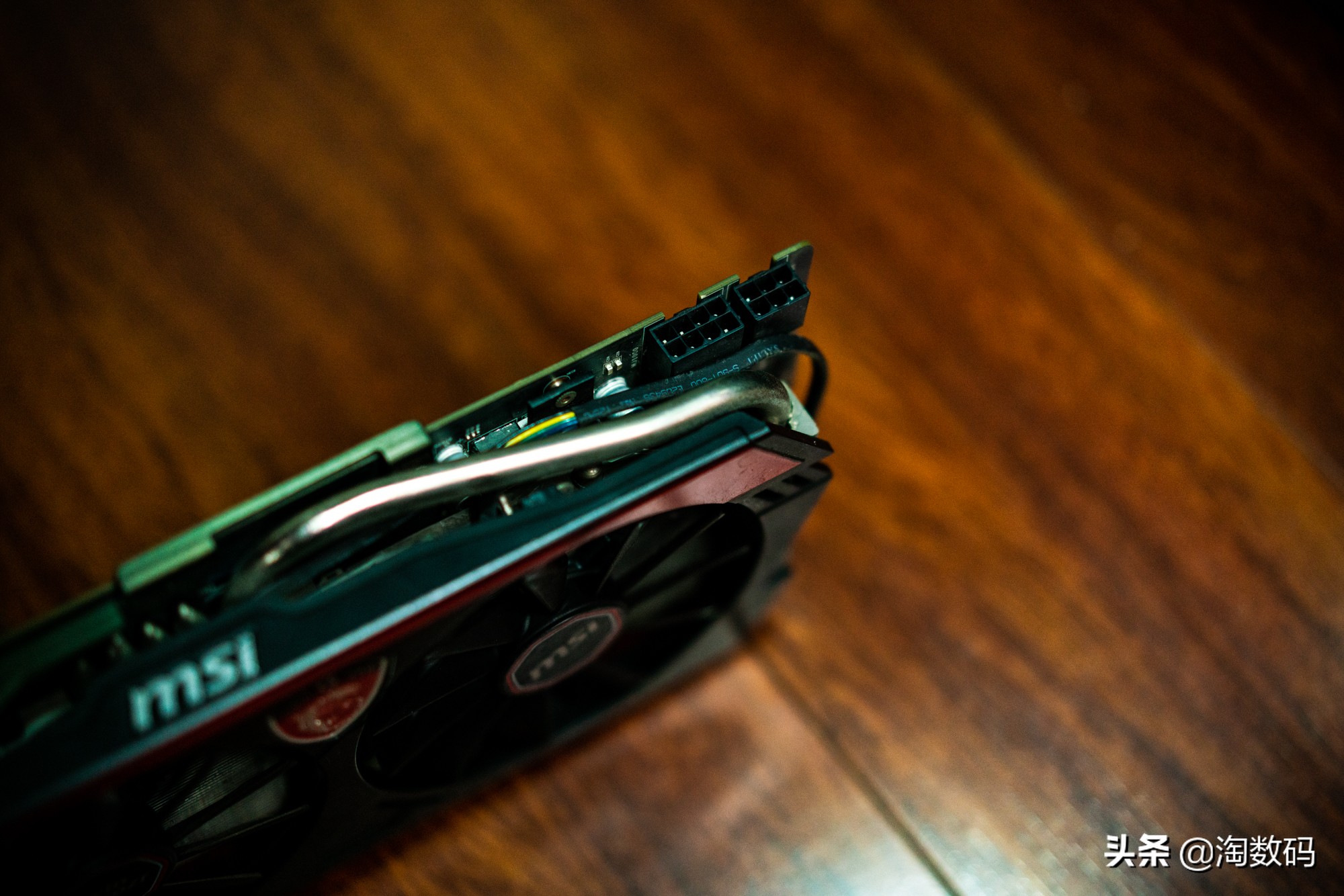 少年曾经的梦想：箱底翻出一张MSI微星R9280X红龙显示卡再战江湖