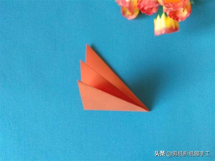 福字的由来过年为什么要贴福字,过年时倒着贴福字的寓意