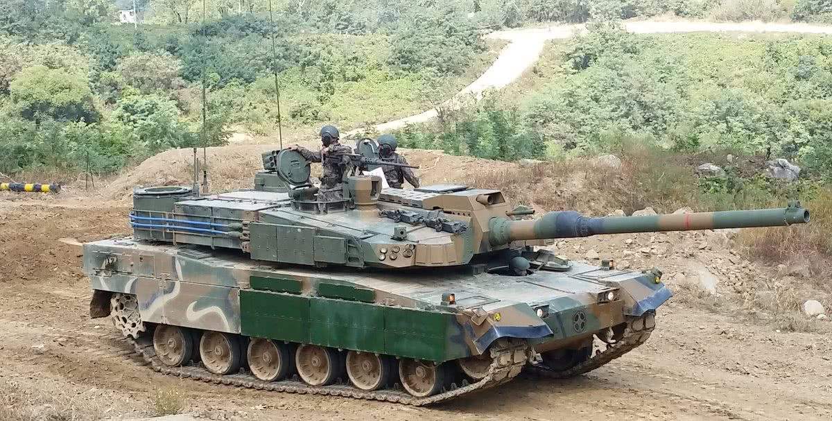 k2坦克为什么过不了水泥墩,韩国k2坦克连泥墩都跨不过